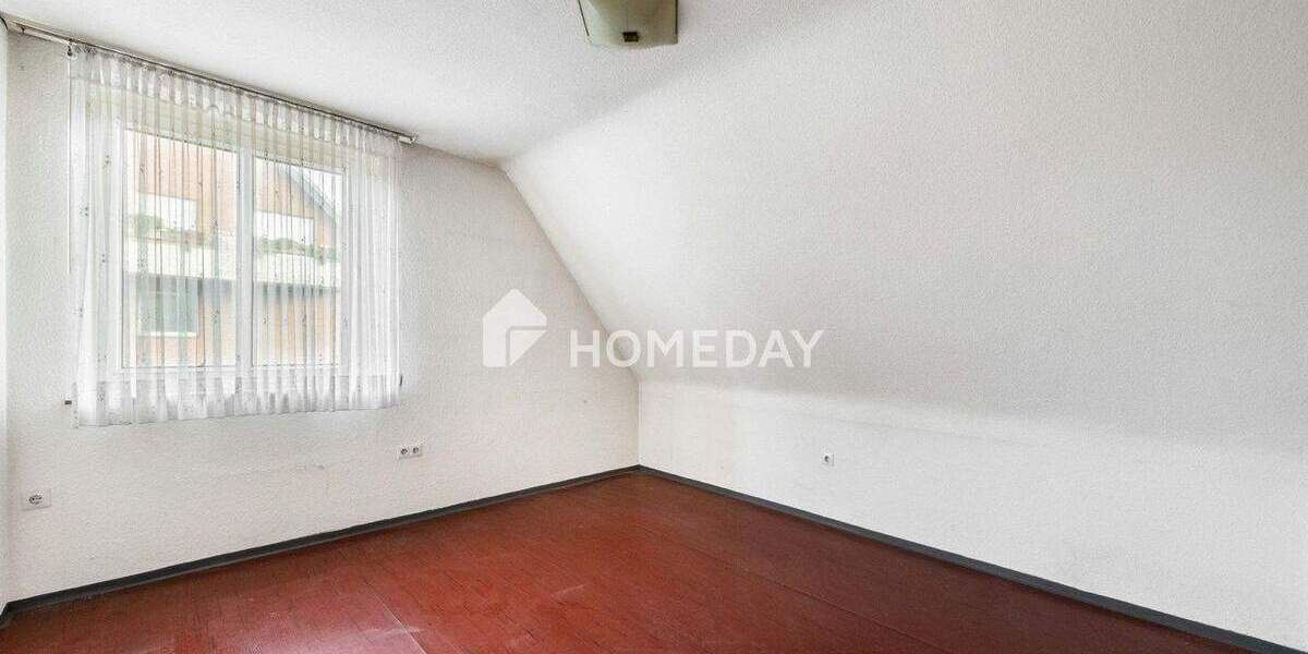 Einfamilienhaus Dinslaken Hiesfeld - 7 Zimmer, 220 m&sup2;, 499.000&euro; | Angebot:25357933