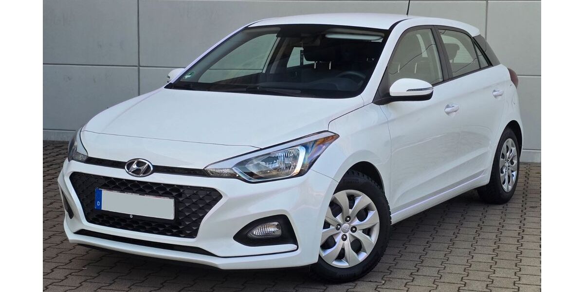 Hyundai i20 93.200 km 8.990 &euro; Gevelsberg 58285