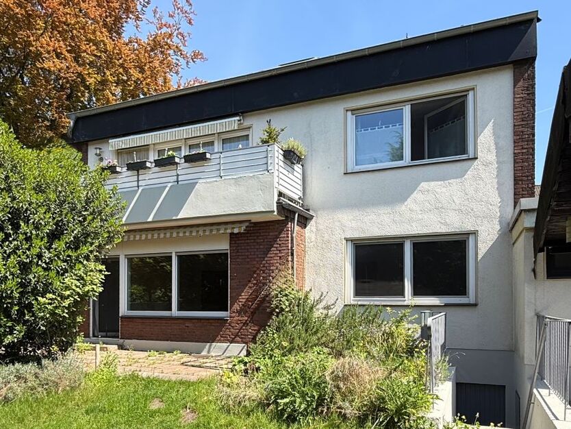 Provisionsfrei* Mehrfamilienhaus, 4 WE in Top Lage, EG 92 qm mit Garten u. Garage frei