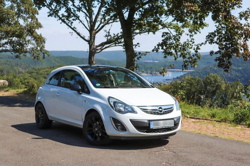 Opel Corsa 189.000 km 3.550 € Essen 45127