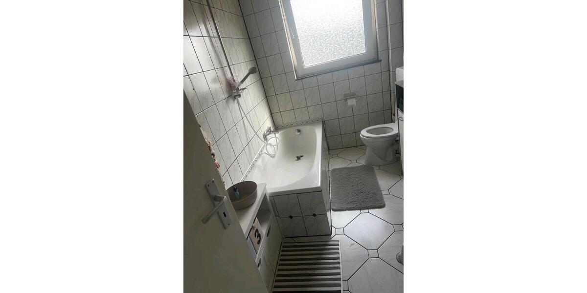 Etagenwohnung Wuppertal Barmen - 3 Zimmer, 80 m&sup2;, 560&euro; | Angebot:26381643