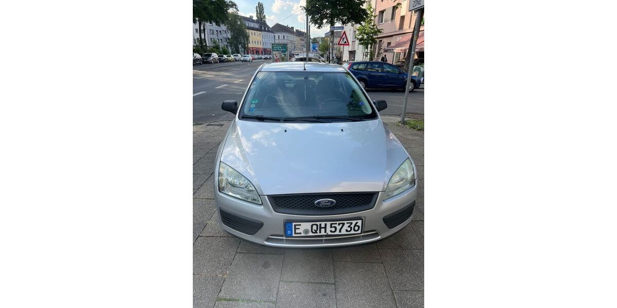 Ford Focus 200.000 km 2.490 &euro; Essen 45130