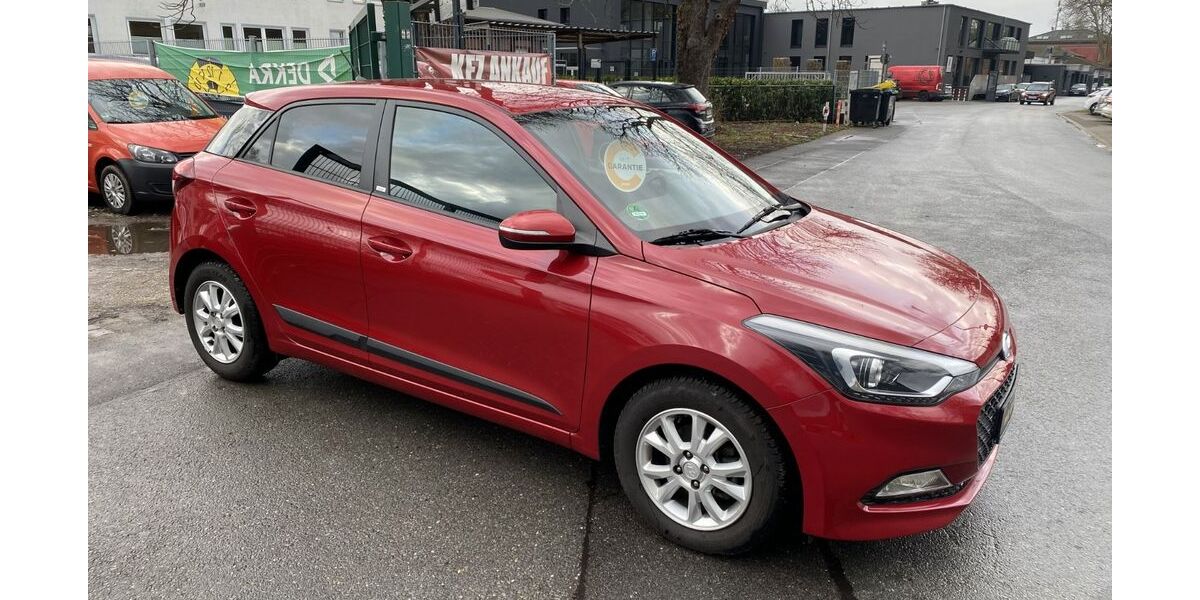 Hyundai i20 54.988 km 9.600 &euro; essen 45239
