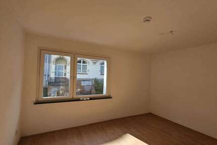 Wohnung Wuppertal Arrenberg - 2 Zimmer, 65 m&sup2;, 550&euro; | Angebot:27097932