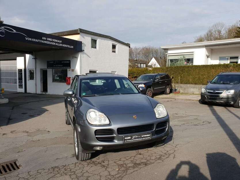 Porsche Cayenne 221.000 km 4.999 € Wuppertal 42327