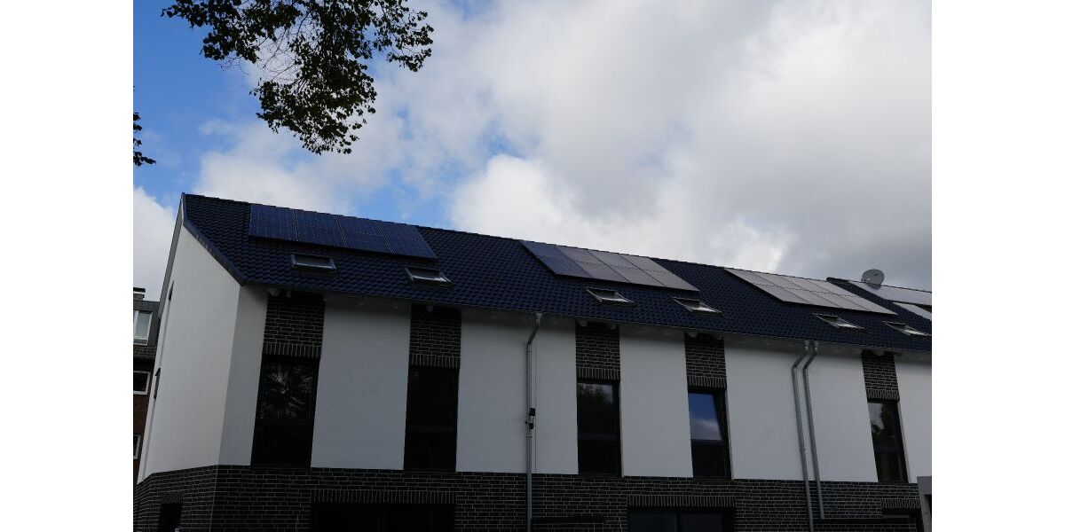 Provisionsfrei* Einfamilienhaus mit PV+Speicher 10,4 KW+Garage 140m zum Rheinufer Energiebedarf 22,4 kWhm2a - Einfamilienhaus Duisburg Essenberg | Angebot:26401091