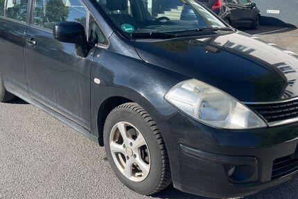 Nissan Tiida 222.590 km 1.400 &euro; Wuppertal 42109