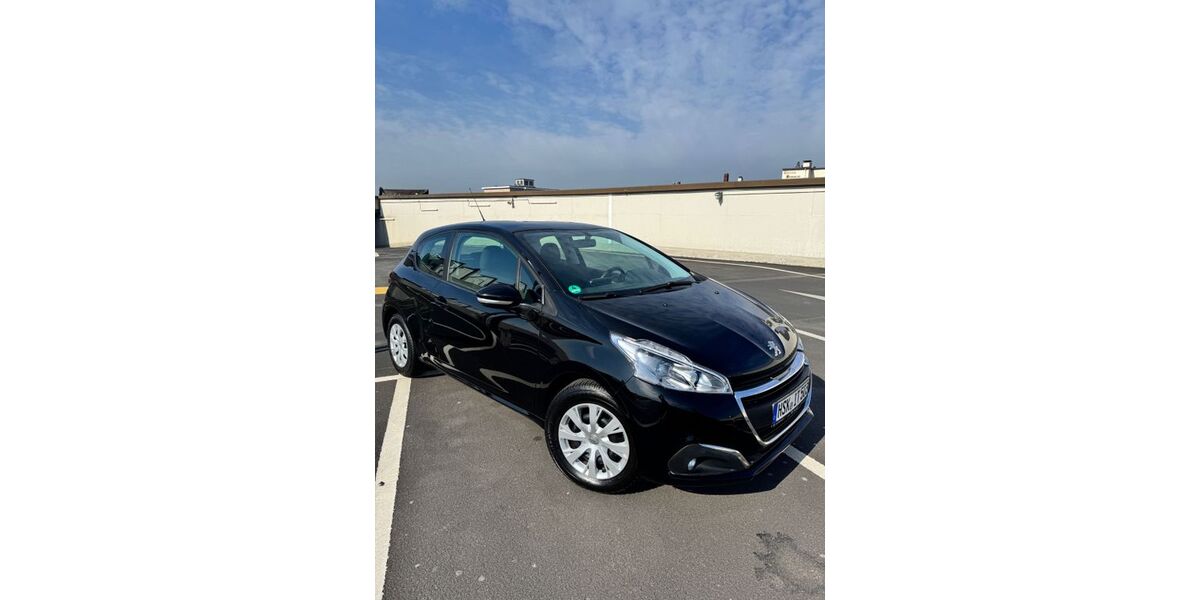 Peugeot 208 159.325 km 3.700 &euro; Recklinghausen 45657