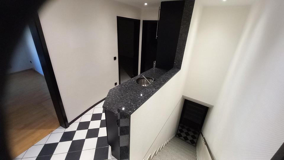 4 Zimmer Wohnung in Velbert Am Berg auch freiberuflich nutzbar 4 zimmer