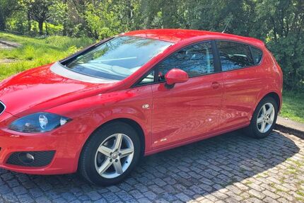 Seat Leon 65.000 km 8.800 &euro; Duisburg 47167