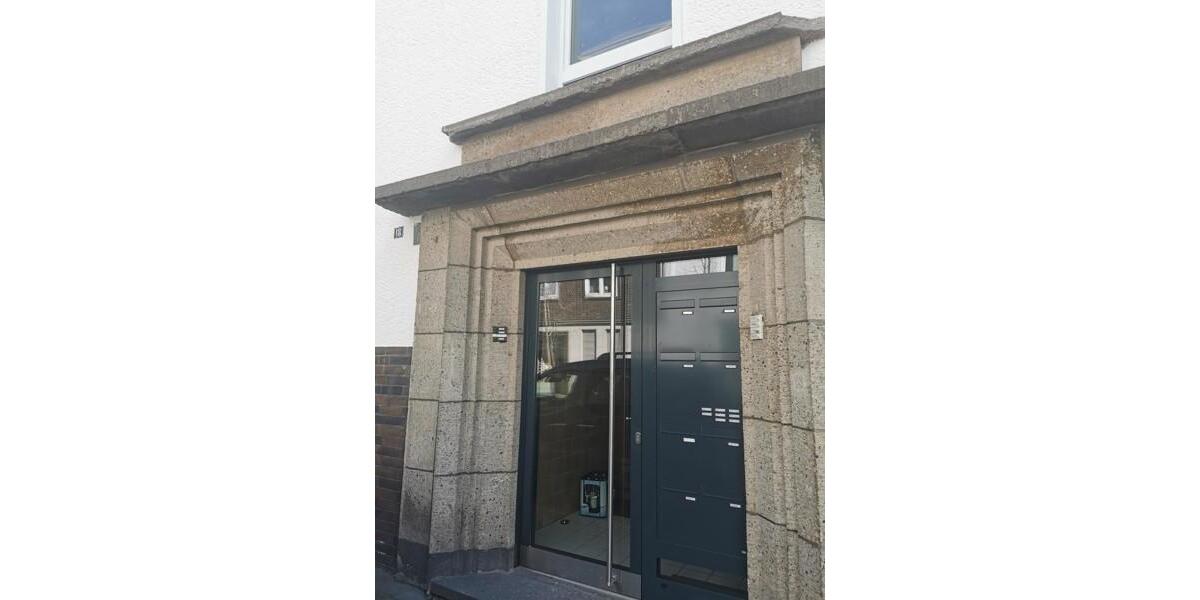 Etagenwohnung Duisburg - 2 Zimmer, 65 m&sup2;, 646&euro; | Angebot:26388842