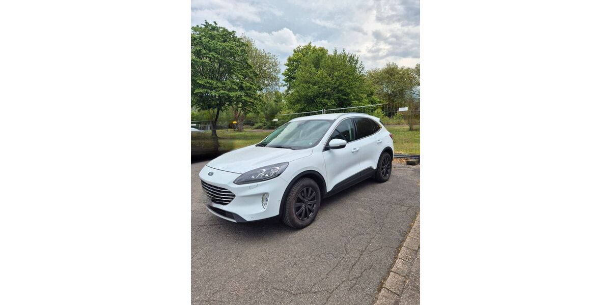 Ford Kuga 59.000 km 18.500 &euro; Hattingen 45529