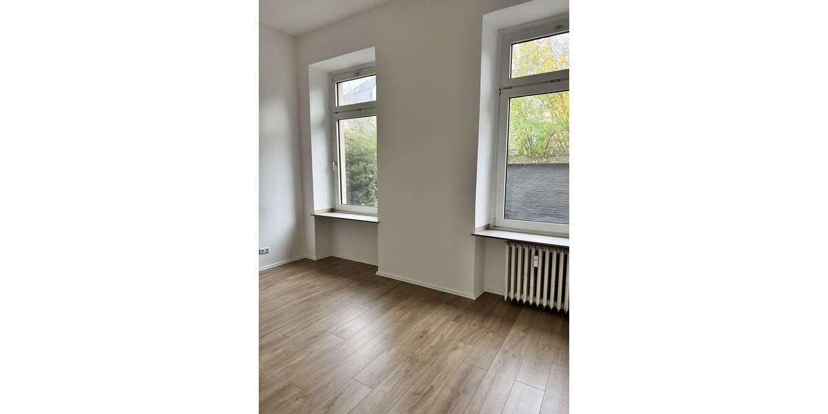 Etagenwohnung Wuppertal Barmen - 3 Zimmer, 88 m&sup2;, 800&euro; | Angebot:25722286