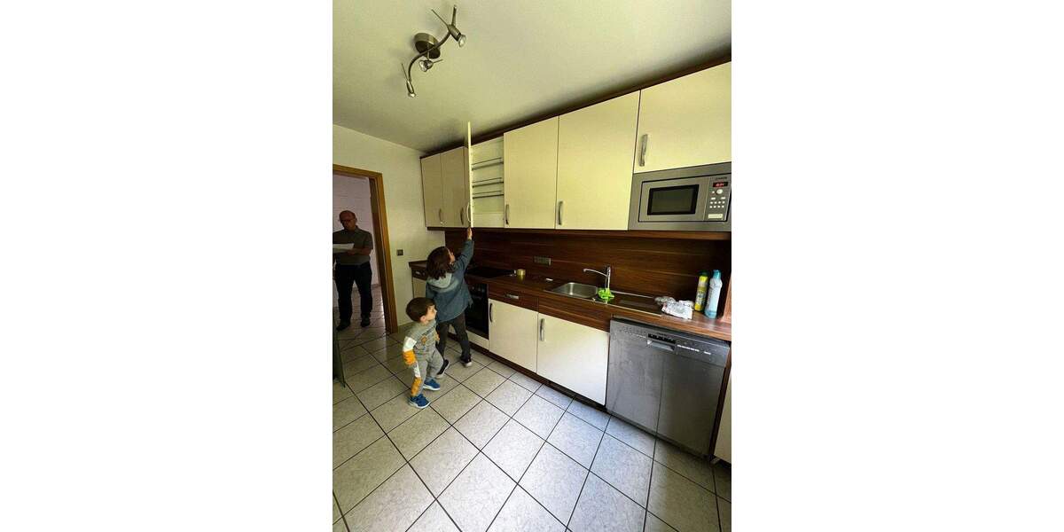 Etagenwohnung Mülheim an der Ruhr Holthausen - 3 Zimmer, 81 m&sup2;, 1.250&euro; | Angebot:25317626