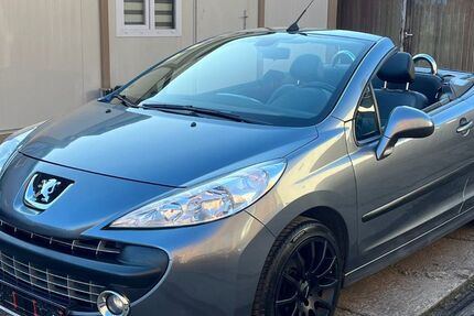 Peugeot 207 151.000 km 2.990 € Hattingen 45525