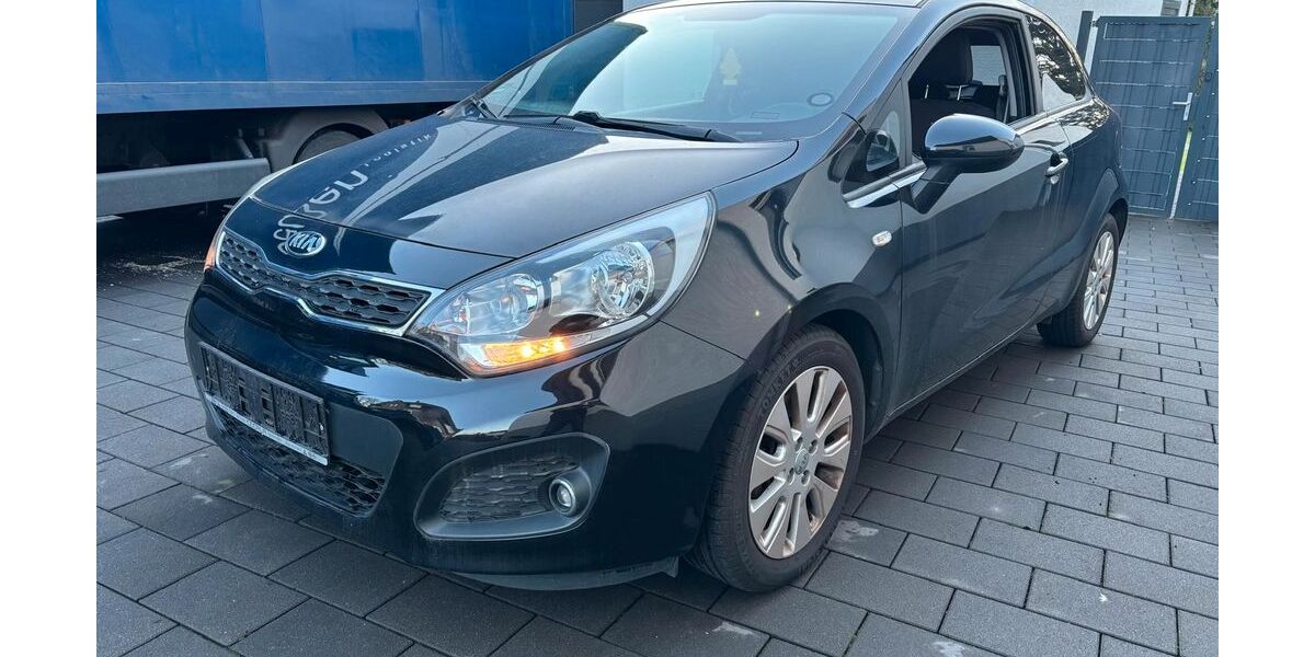 Kia Rio 115.407 km 5.699 &euro; Oer-Erkenschwick 45739