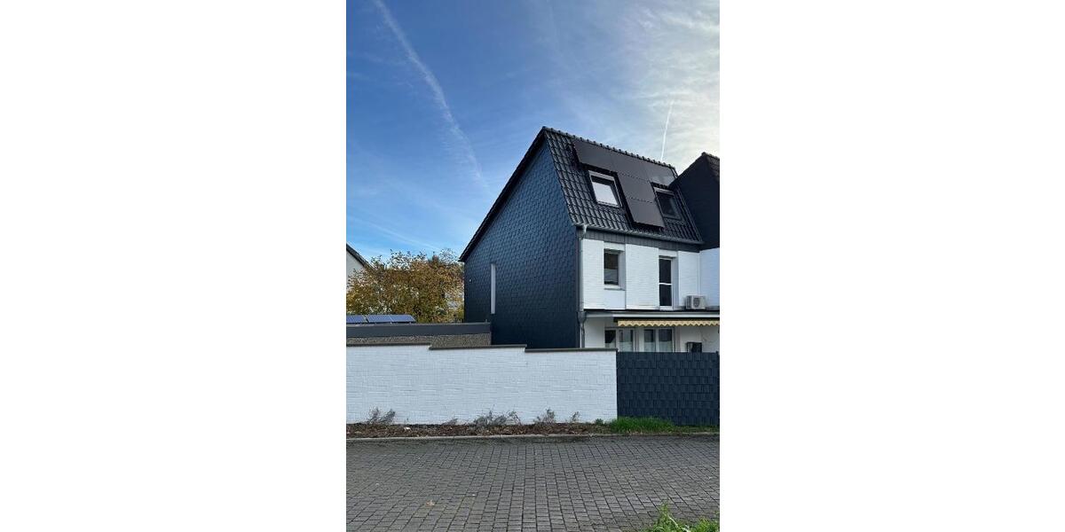 Exklusiv sanierte Doppelhaushälfte in Sprockhövel 5 zimmer