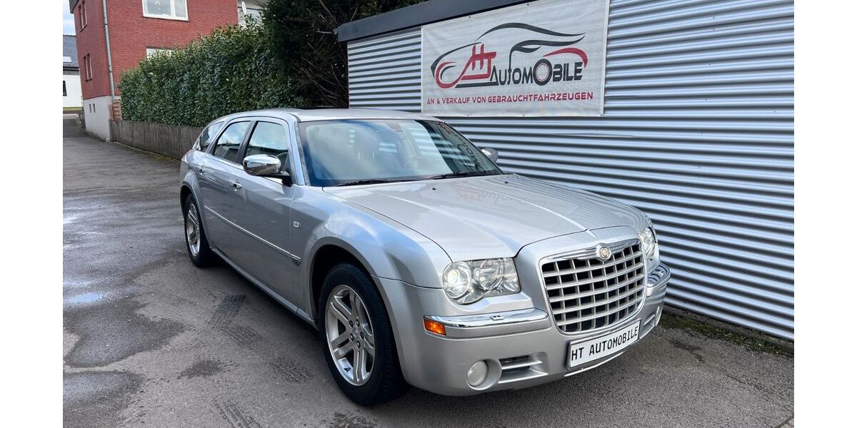 Chrysler 300C 232.000 km 5.499 &euro; Marl 45770