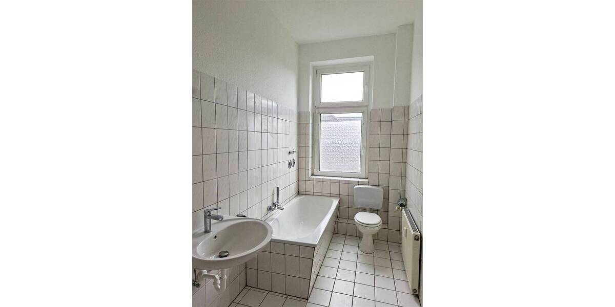 Etagenwohnung Gelsenkirchen Altstadt - 2 Zimmer, 67 m&sup2;, 390&euro; | Angebot:26816894