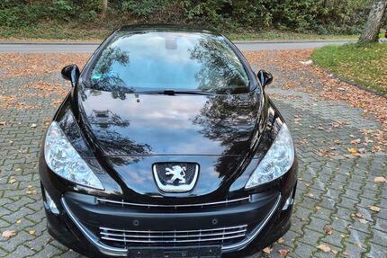 Peugeot 308 96.000 km 6.999 € Essen 45356