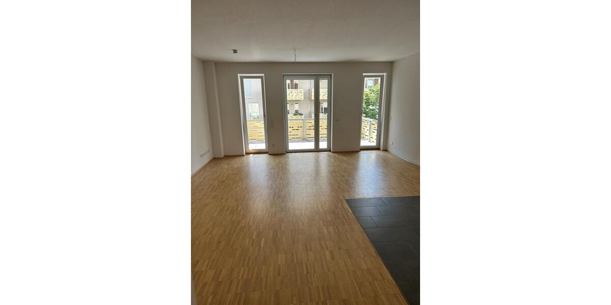 Etagenwohnung Essen Stadtkern - 3.5 Zimmer, 84 m&sup2;, 1.036&euro; | Angebot:26615944