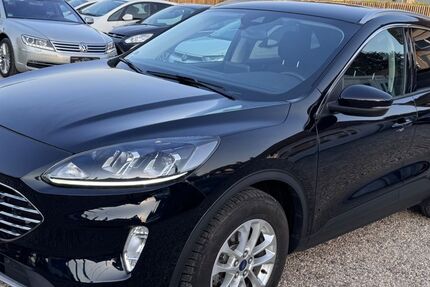 Ford Kuga 125.000 km 15.999 &euro; Essen 45355