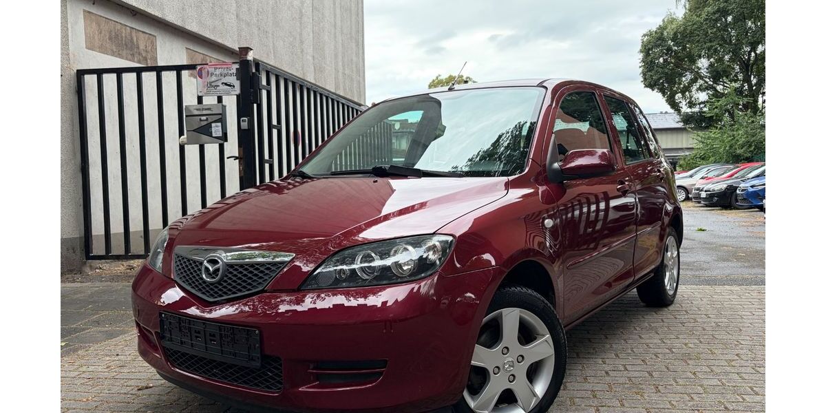 Mazda 2 125.000 km 2.790 &euro; Duisburg 47166
