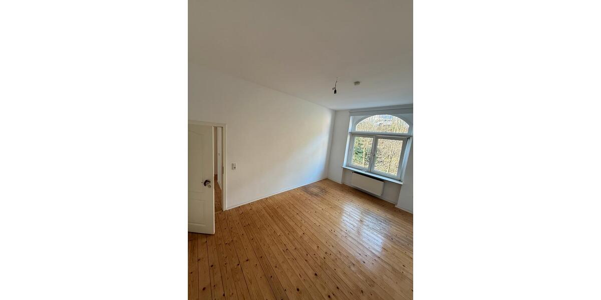 Etagenwohnung Wuppertal Arrenberg - 4 Zimmer, 100 m&sup2;, 1.360&euro; | Angebot:25406234