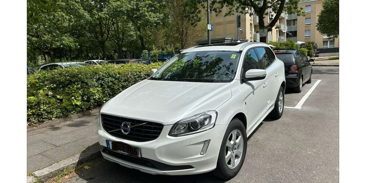 Volvo XC60 167.000 km 15.200 &euro; Dortmund 44328