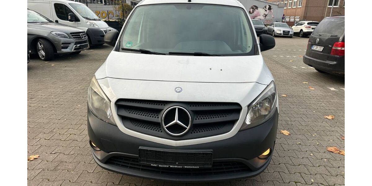 Mercedes-Benz Citan 205.000 km 3.950 € Essen 45139