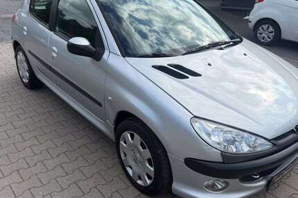 Peugeot 206 200.000 km 2.290 &euro; Dortmund 44319