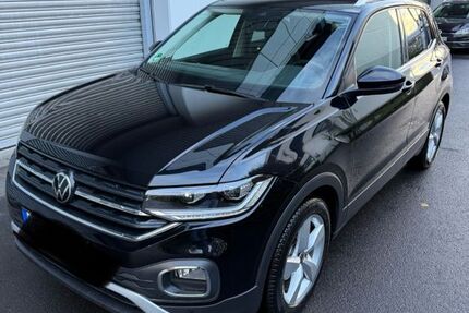 VW T-Cross 68.000 km 19.900 € Ratingen 40885