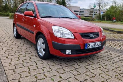 Kia Rio 75.000 km 2.300 &euro; Gelsenkirchen 45894
