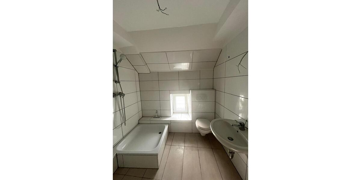 Sanierte 3,5-Zi.-Wohnung mit XXL-Terrasse in GE-Rotthausen zu vermieten! 3 zimmer