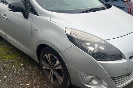 Renault Scenic 175.000 km 2.450 &euro; Dortmund 44147