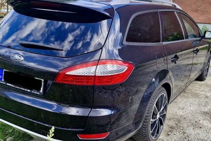 Ford Mondeo 223.400 km 3.750 € Dortmund 44147