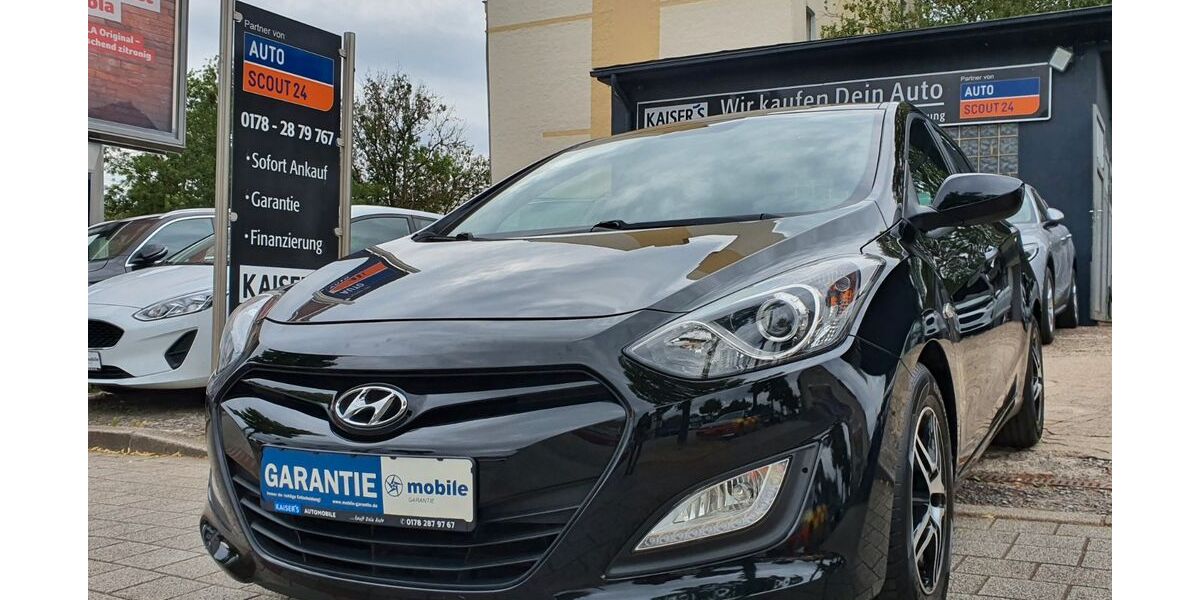 Hyundai i30 98.000 km 6.990 &euro; Dortmund 44145