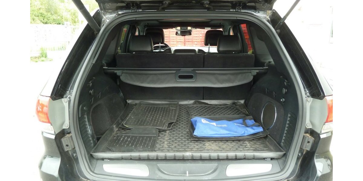 Jeep Grand Cherokee 3.0 CRD Overland Leder Navi Alu20´´ 150.000 km 12.900 &euro; Ratingen 40885