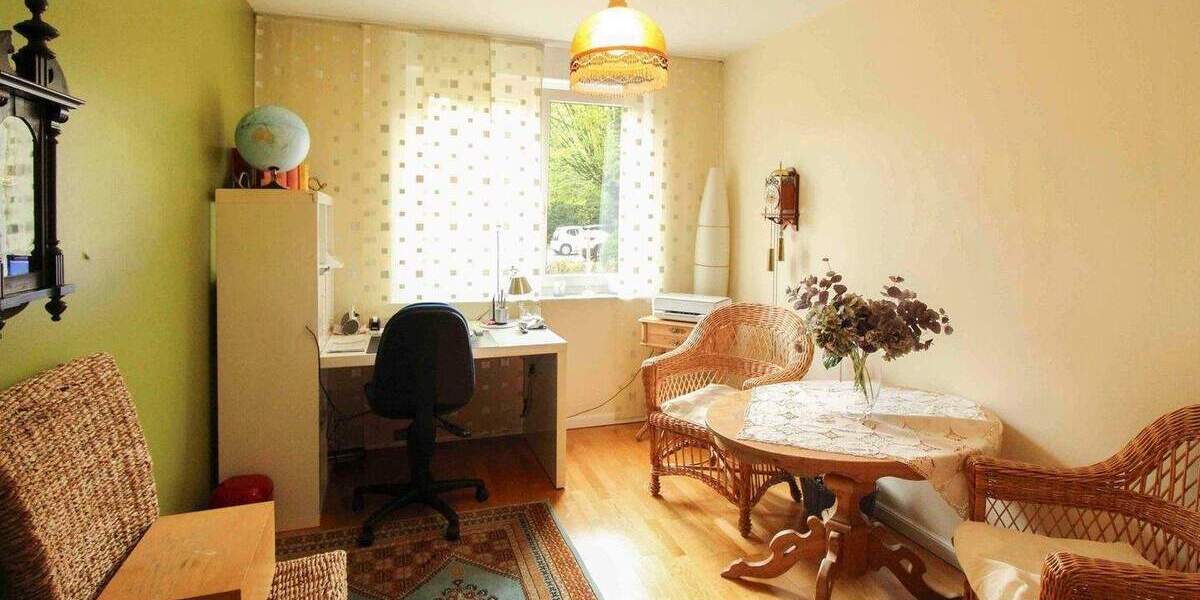 Wohnen im Grünen - charmante Erdgeschosswohnung mit Garten und Terrasse am Waldrand 3 zimmer