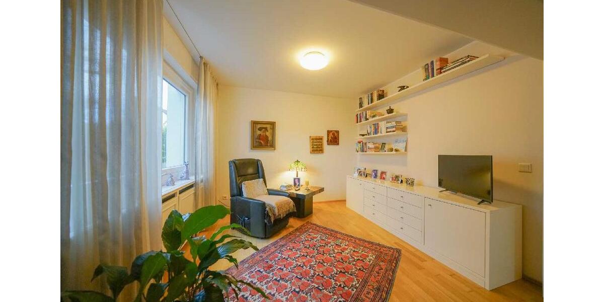 Erdgeschoßwohnung Ratingen - 3 Zimmer, 110 m&sup2;, 1.485&euro; | Angebot:26088479
