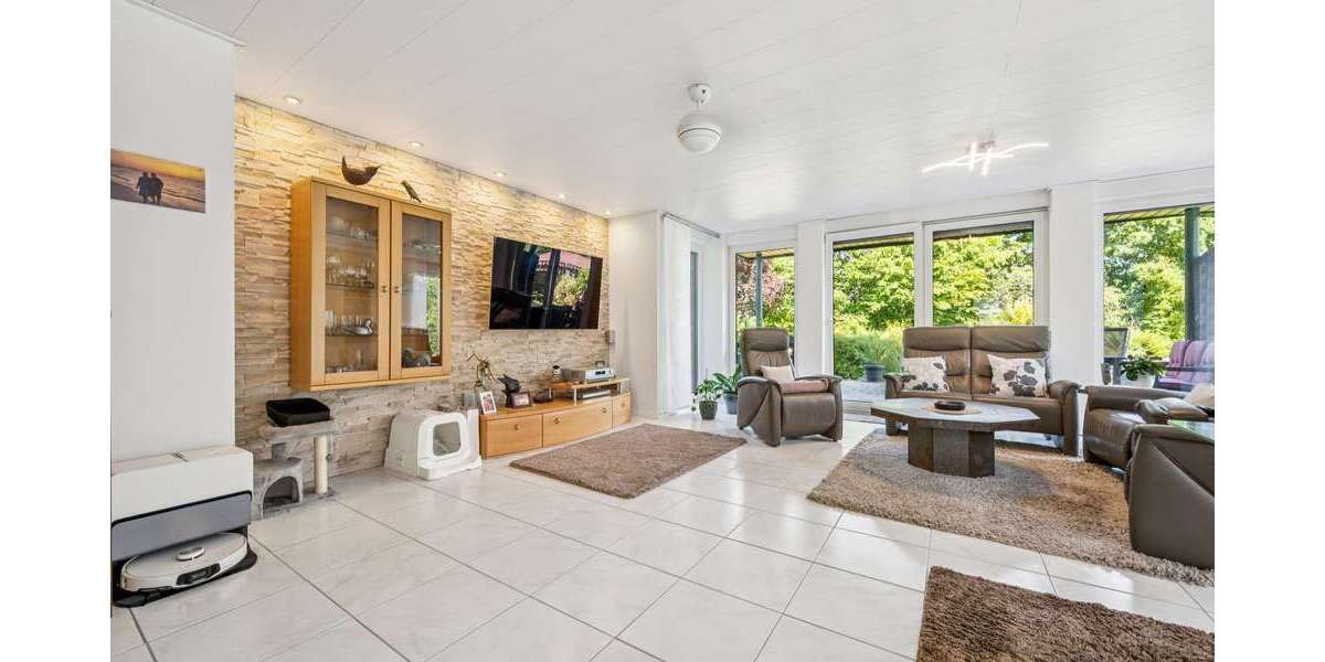 Einfamilienhaus Voerde (Niederrhein) - 9 Zimmer, 237 m&sup2;, 875.000&euro; | Angebot:27222546