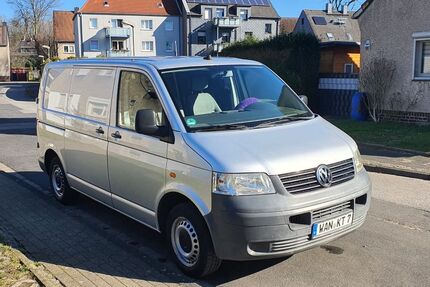 VW T5 Transporter 177.000 km 5.900 &euro; Herne 44625