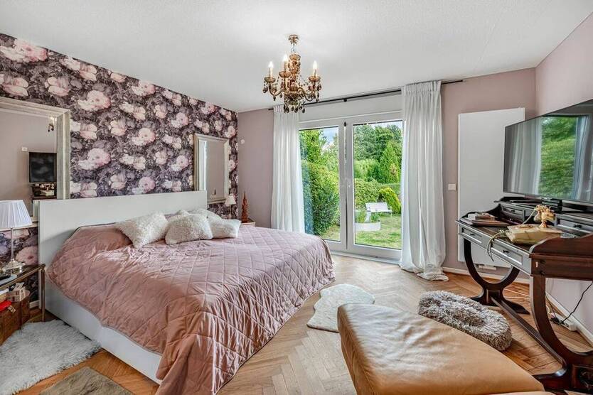 Eleganz trifft Raffinesse in Niedersprockhövel: Ein Zuhause mit besonderem Charakter