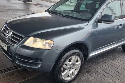 VW Touareg 168.000 km 7.990 &euro; Bottrop 46236