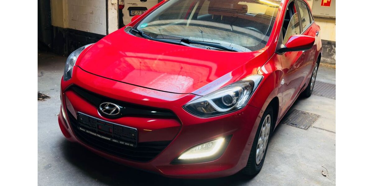Hyundai i30 119.623 km 4.690 € Essen 45134