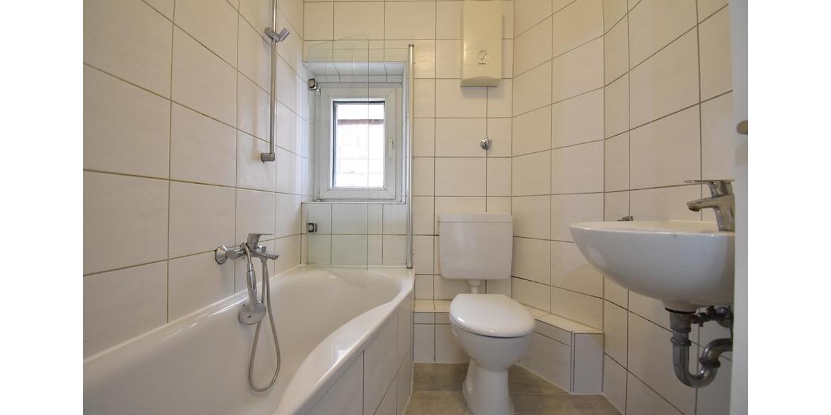 Erdgeschoßwohnung Duisburg Angerhausen - 2.5 Zimmer, 75 m&sup2;, 945&euro; | Angebot:26235370
