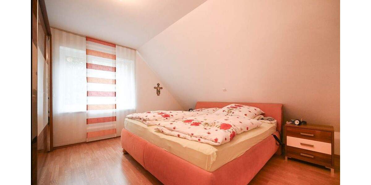 Mehrfamilienhaus, Wohnhaus Hattingen Bredenscheid-Stüter - 5 Zimmer, 185 m&sup2;, 1.200.000&euro; | Angebot:25604777