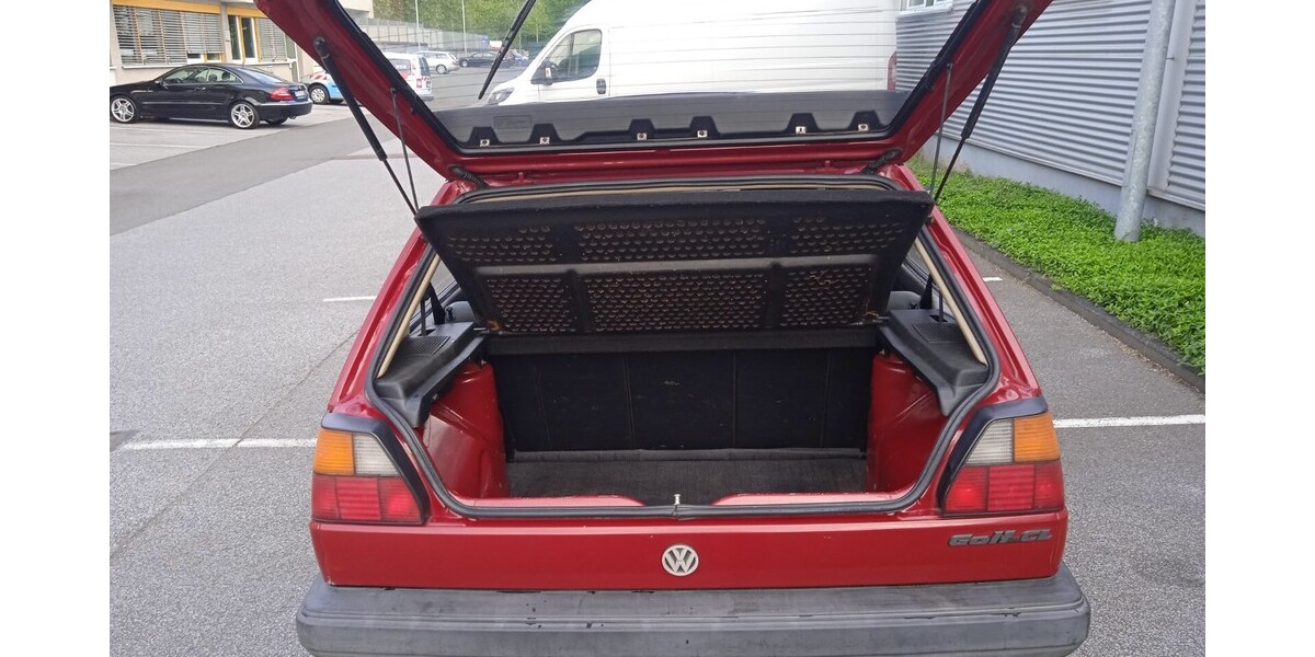 VW Golf II 174.000 km 4.000 &euro; Wuppertal 42275