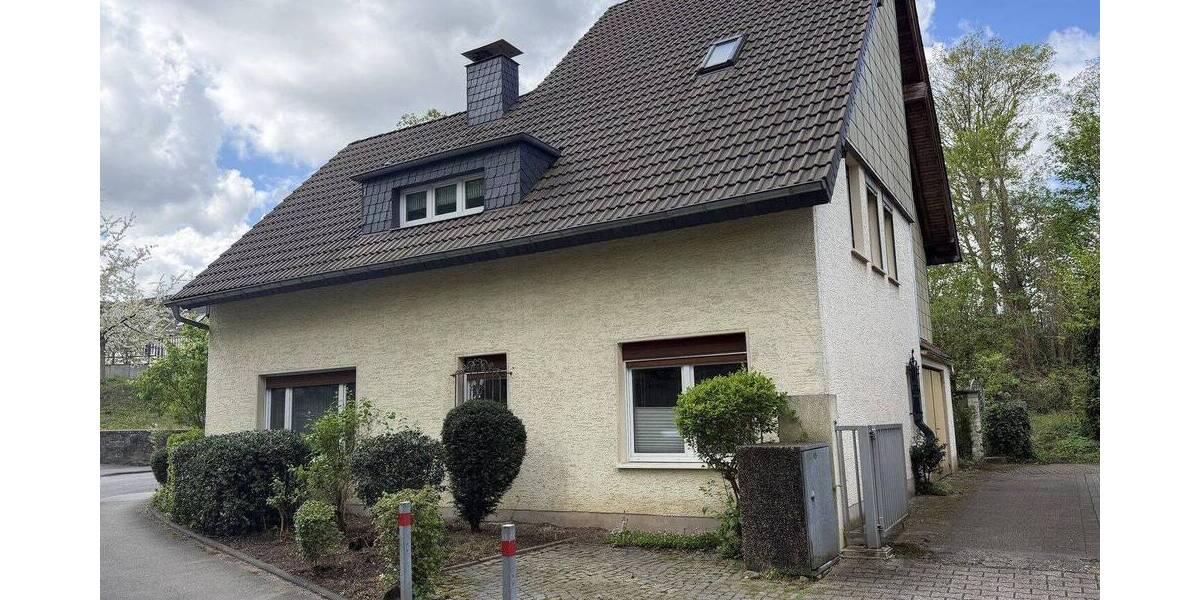 Einfamilienhaus Witten Mitte - 8 Zimmer, 213 m&sup2;, 369.000&euro; | Angebot:26908891