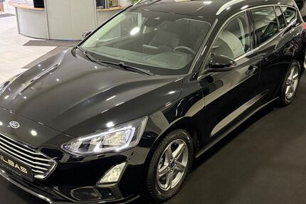 Ford Focus 22.681 km 18.900 &euro; Gelsenkirchen 45891